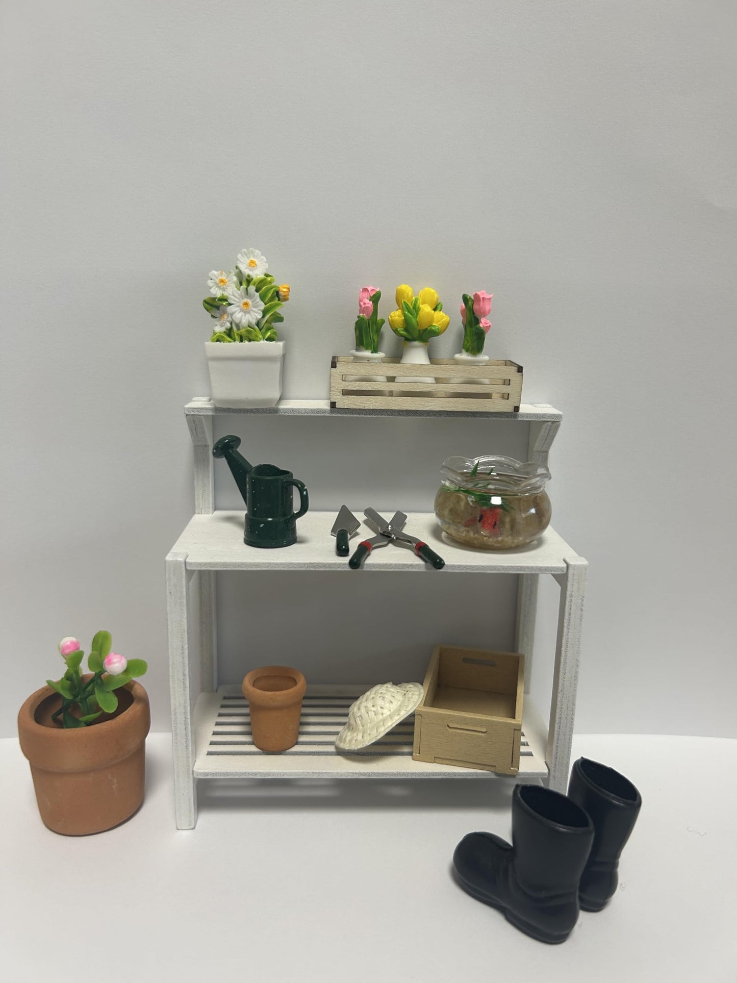 Miniature Dollhouse Garden Potting Bench Set, 1:12 Scale, with Tools, Flowers, Pots and Fish Bowl (Potting Bench)