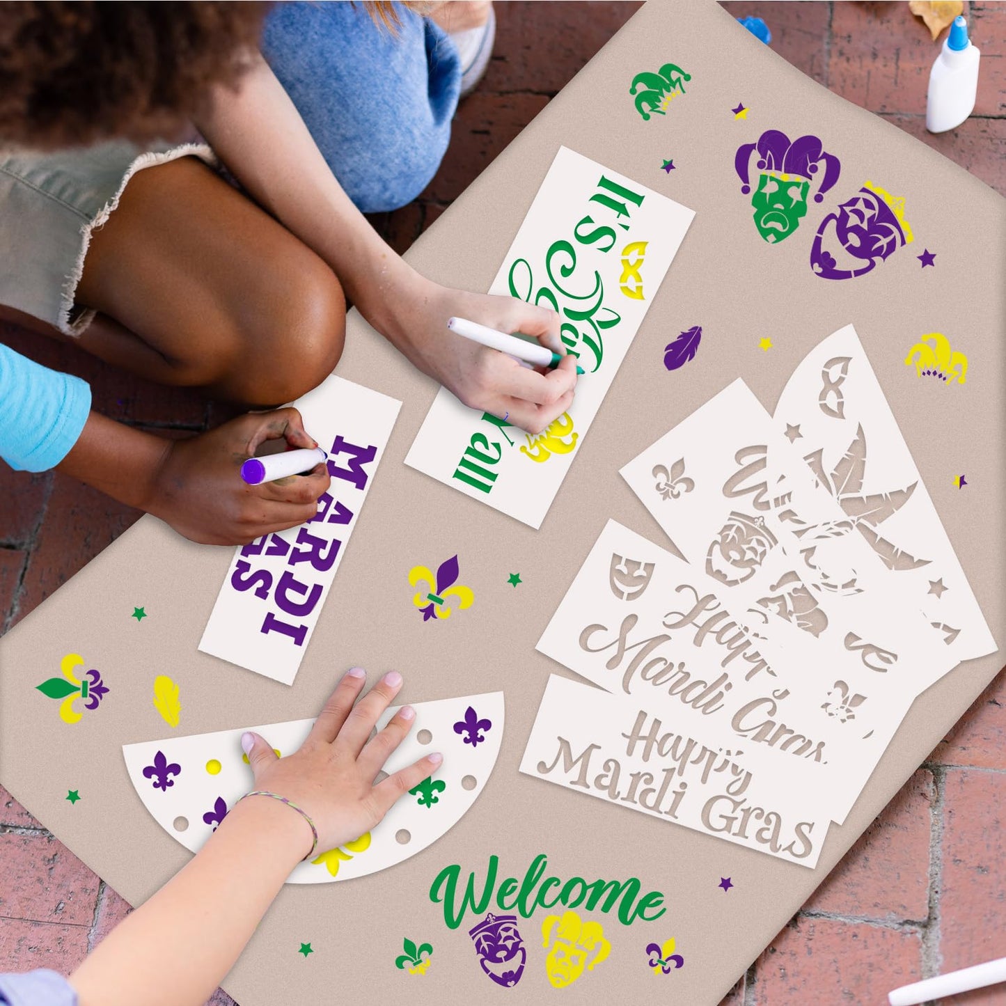 Cinrobiye 14 Pcs Mardi Gras Stencils for Door Mats Crafts Large Reusable New Orleans Welcome Templates for Painting on Wood Sign Wall Doormat Banner Bag Fabrics DIY Project Supplies