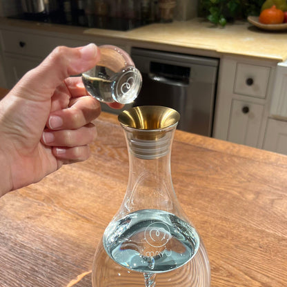 MAYU, Glass Topper Designed for Mayu Swirl Structured Water Carafe, Enhances Aesthetics, Preserves Freshness, Prevents Dust, Grade-A Borosilicate Glass, Dishwasher Safe, Modern Minimalist Design