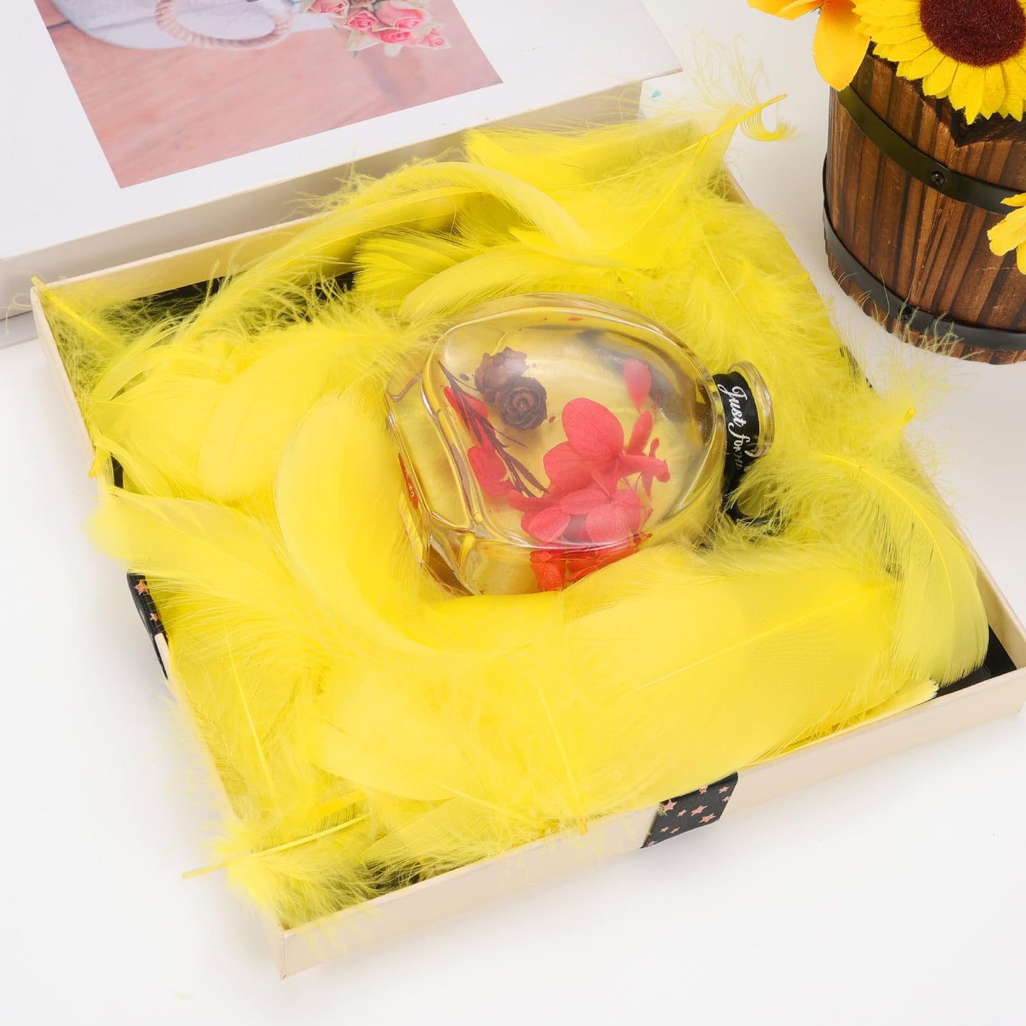 MWOOT 4 Styles Assorted Crafts Feathers (Yellow)