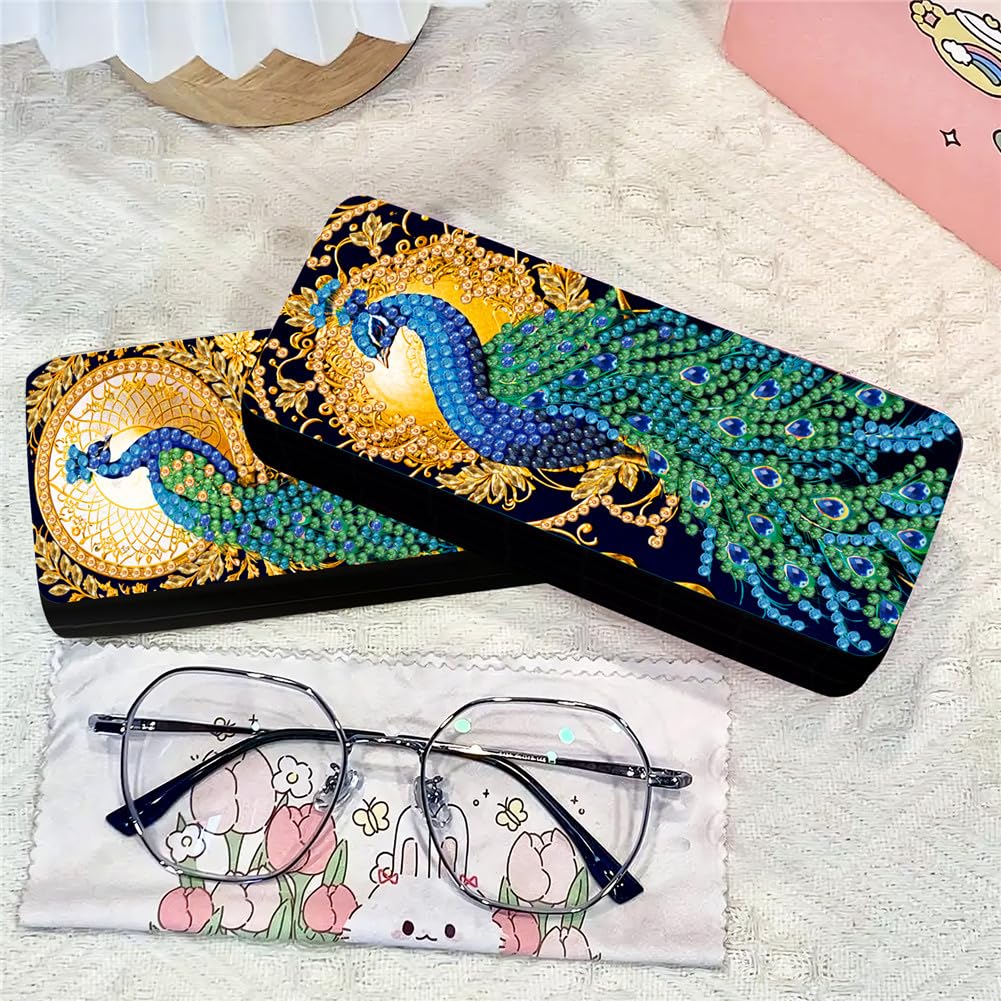 C'eitura 2Pcs 5D DIY Handmade Peacock Diamond Art Painting Glasses Case Kit, Handcrafted Eyeglass Holder Case, Exquisite Bird Christmas Valentine's Day Gift Set