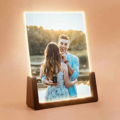 HETOOSHI Walnut Night Light Photo Frame - Illuminated Acrylic Picture Frame with Glowing Wooden Base, USB Powered Including charger, Easy Photo Swap (Vertical, 4X6 inch ﻿)