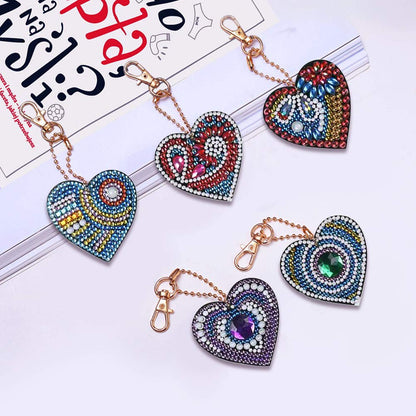 HXYQMMY 5PCS Diamond Painting Keychain -Diamond Art Kits for Adult Paint with Diamonds by Numbers Love Heart Pendant Diamond Art Keychains Crat
