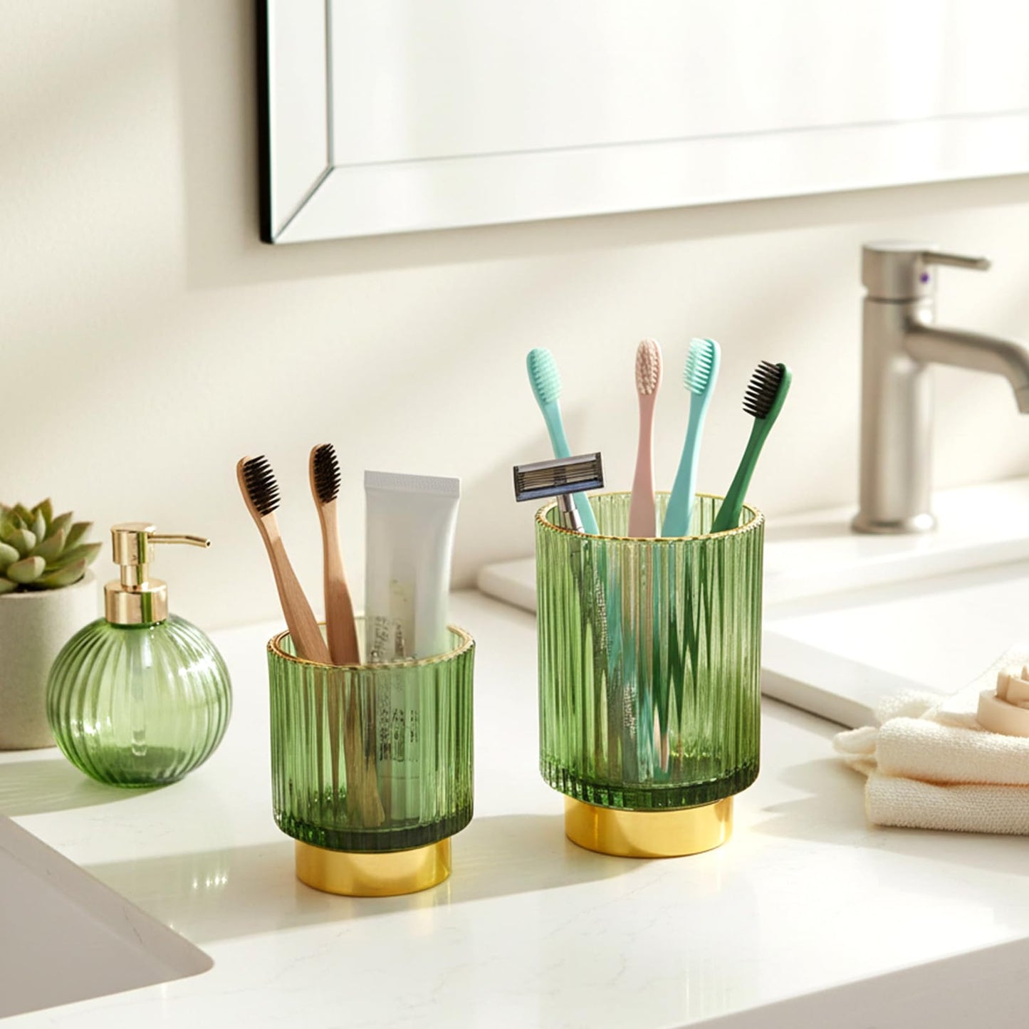 IMengjbang 2 Pack Glass Makeup Brush Holder Organizer, Crystal Glass Toothbrush Holders, Desk Pen Pencil Holder, Multifunctional Vintage Brush Cup for Desk Vanity Bathroom Bedroom