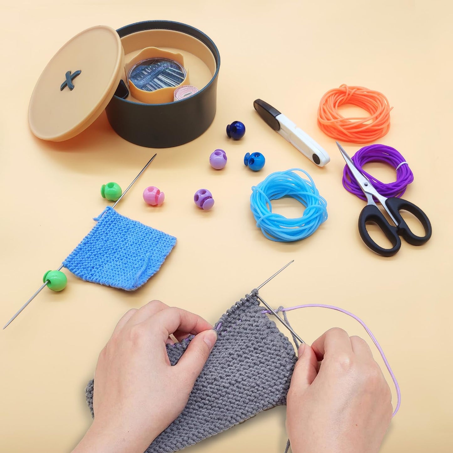 GeryVtee Cord Lock Kit Knitting Stitches Holder Barber Cord Stitch Markers Knit Stiches Keeper 36 Pcs Silicone Stitch Holders & 6 Rolls Round Barber Cords for Knitting Projects