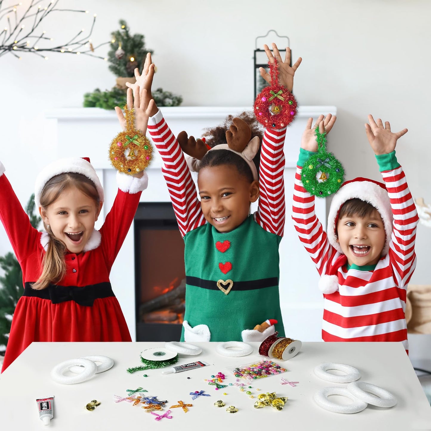Cinrobiye 12 Set Christmas Wreath Craft Kits DIY Winter Christmas Tree Hanging Wreath Ornament Decorations Kit Xmas Crafts for Holiday Christmas Home Classroom Party Activities Project