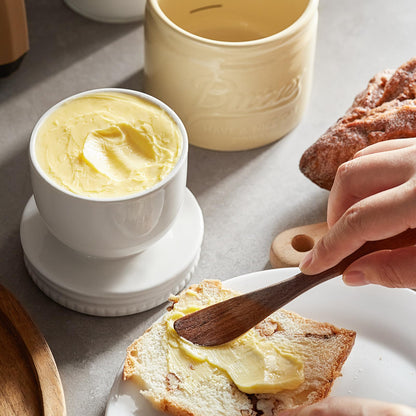 DOWAN Butter Dish, French Butter Crock With Lid for Spreadable Soft Butter, Porcelain Butter Keeper With Waterline for Counter, Embossed Butter Container Home Gift Kitchen Decor, Beige