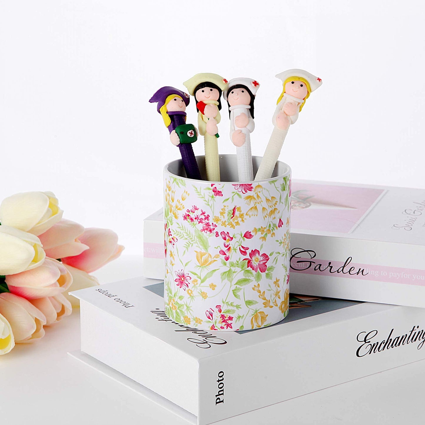 VIBRANZ LAB Cute Pen and Makeup Brush Holder - Desk Organizer with Pen Cup