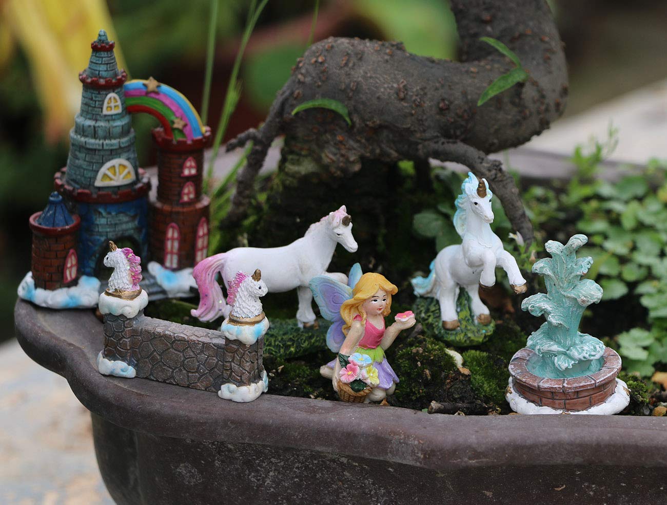 BangBangDa Unicorn Figurines Fairy Garden Accessories - Miniature Unicorn Gift Set Outdoor Garden Decoration – Fairy Figurines Castle Fountain Girl Birthday Gifts (Set of 23)