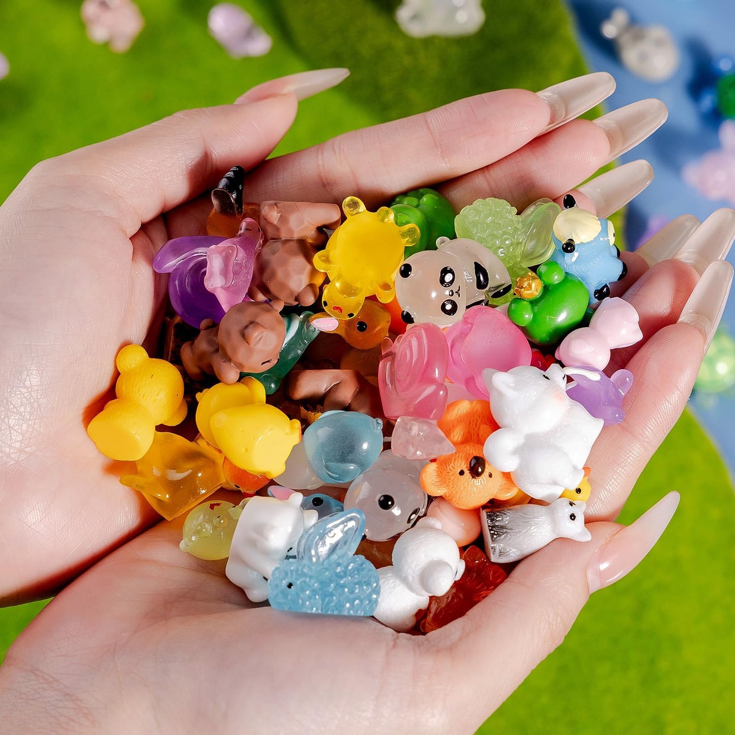 jrootouh 140 Pack Mini Animals Tiny Duck，Cow，Bee Figurines Bulk for Miniature Dollhouse Decor Accessories Garden Aquarium Potted Ornament Party DIY Charms Office Classroom Activity to Hide
