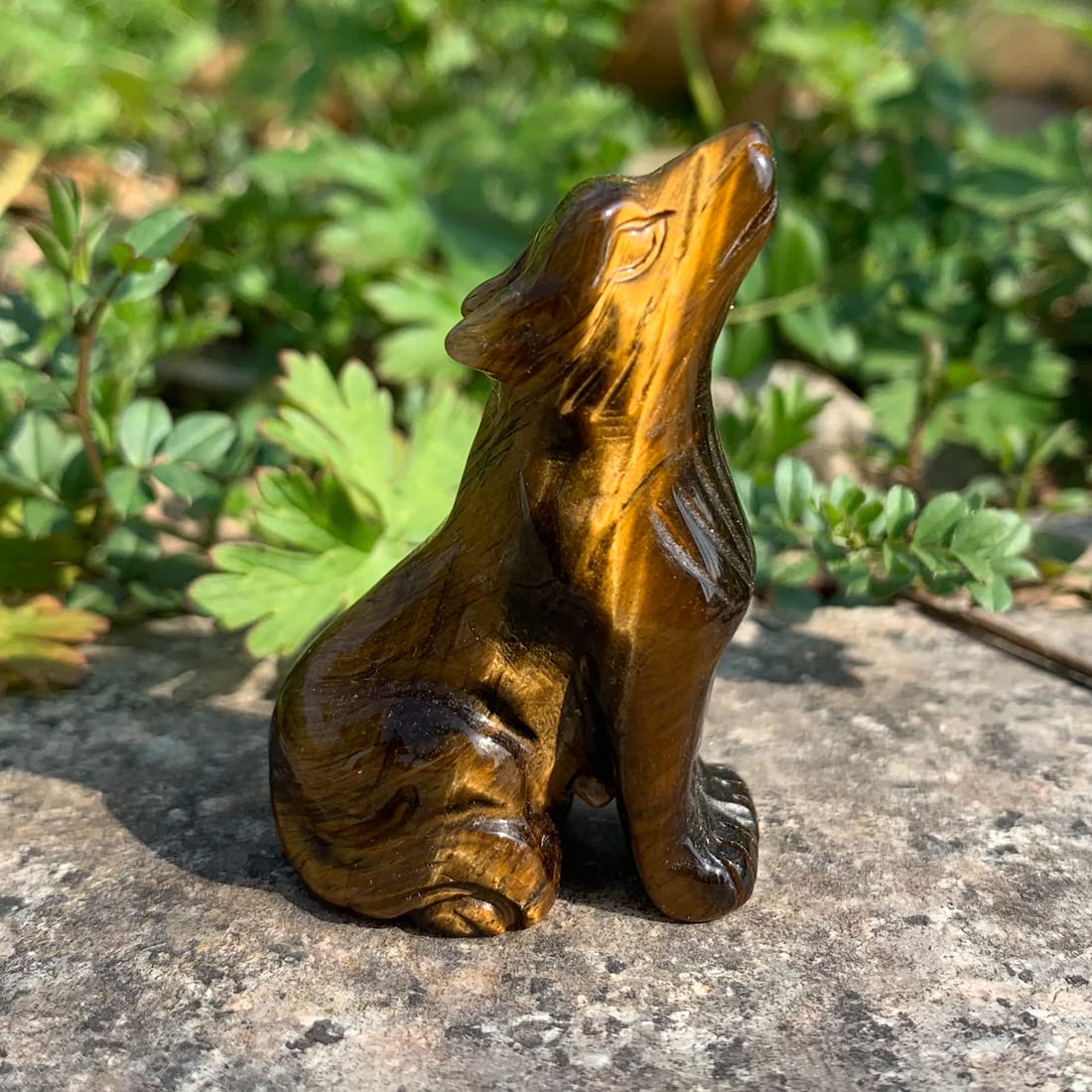 NUZUJX 2Inch Wolf Stone Statue,Determined Wolf Polished Healing Crystal Hand-Carved Gemstone Crystal Figurine Animal Collection Sculpture (Tiger Eye)