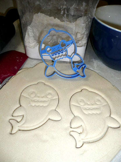 INSPIRED BY BABY SHARK FAMILY DADDY MOMMY COOKIE CUTTER SET OF 5, MADE IN USA PR1158