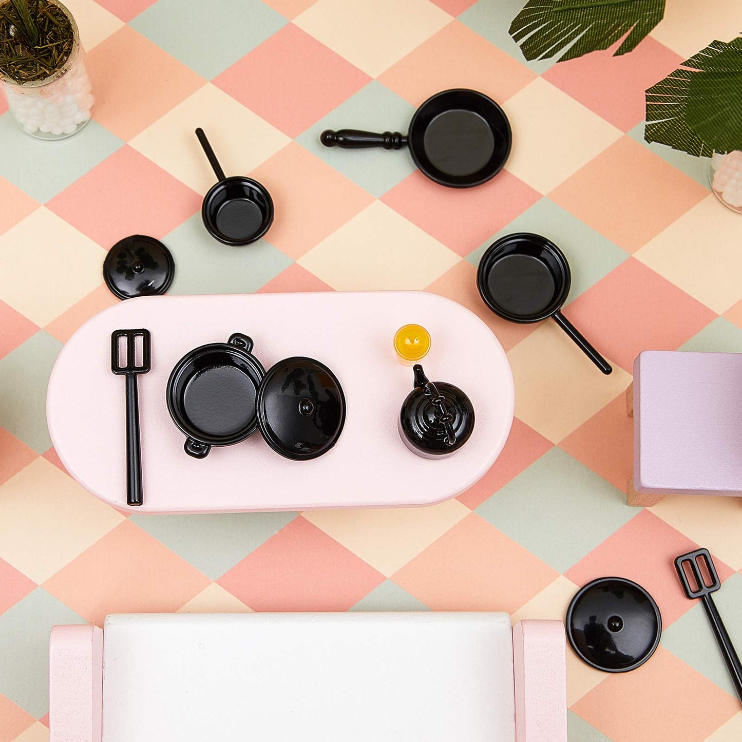Sumind 20 Pcs Dollhouse Miniature Cooking Set Pots and Pans 1/12 Scale Miniature Metal Stovetop Cookware for Mini Kitchen, Dollhouse Decoration Accessories for Party Supplies