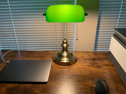 Newrays Glass Bankers Desk Lamp with Pull Chain Switch Plug in Fixture (Green)