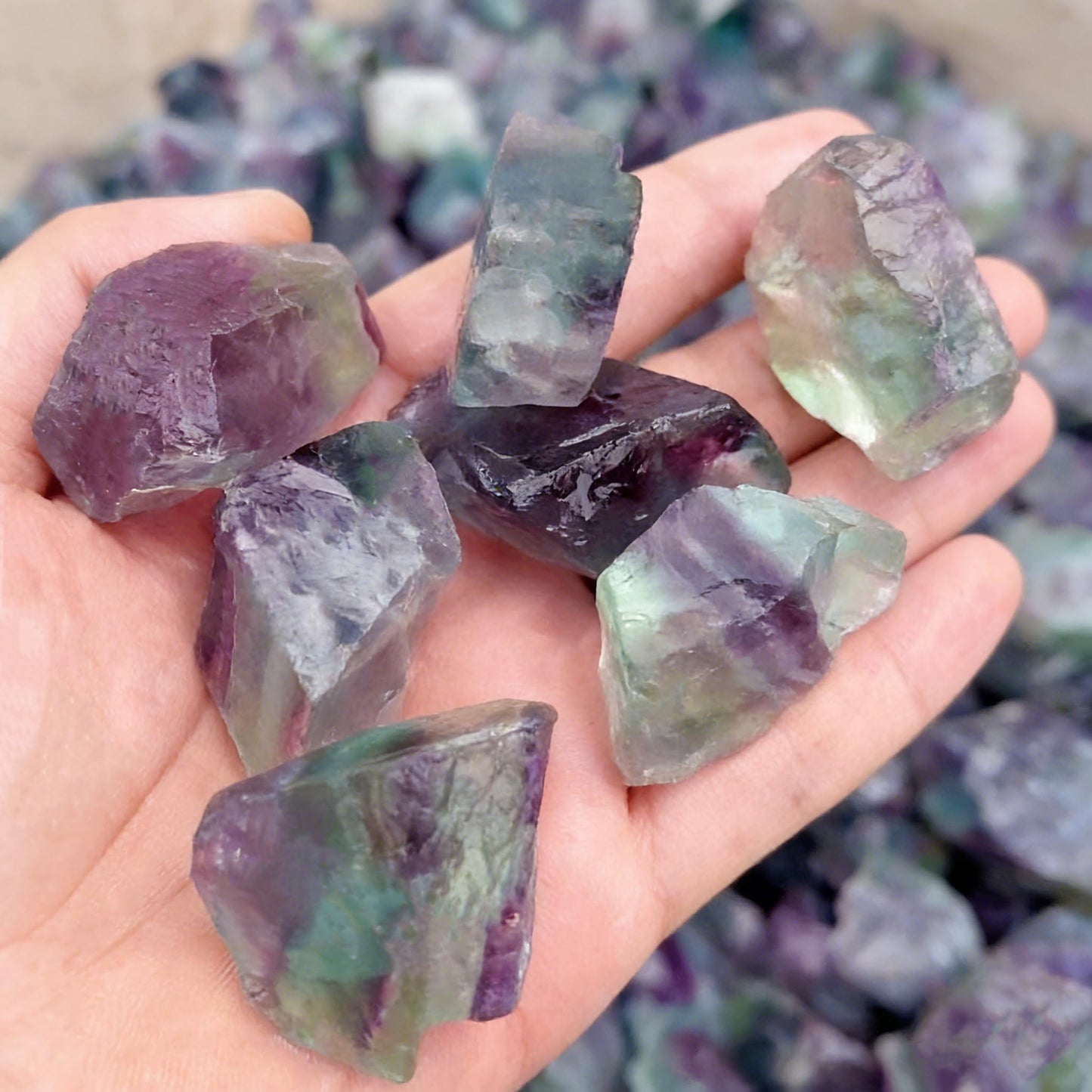 KUKUBAGS 2 LBS Rough Rocks for Tumbling, Unpolished 1.2-2.5 Inch Rock Tumbler Stones, Raw Rainbow Fluorite Healing Stones for Wire Wrapping, Wicca Reiki, Meditation, Collection, Decoration