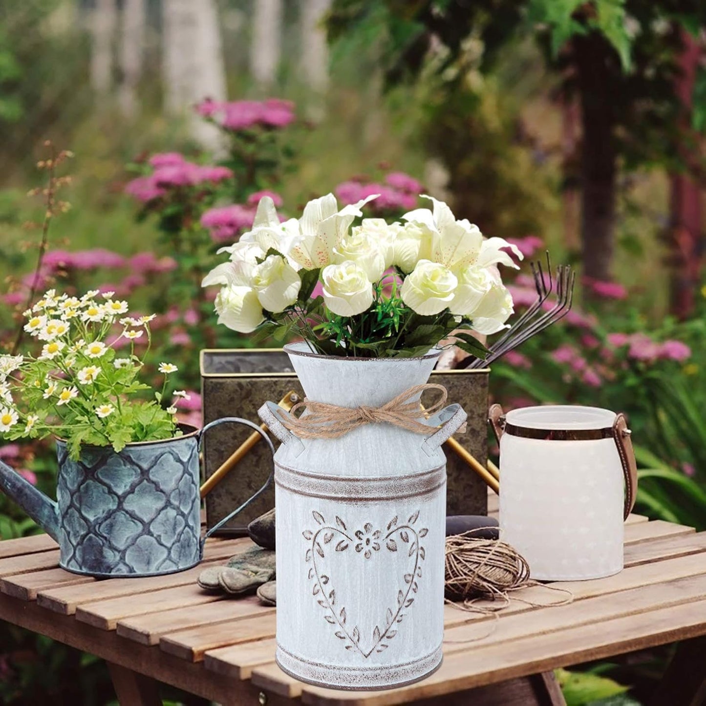 Happyyami 1pc Elegant Iron Heart Pattern Plant Holder, Unique Flower Pot for Home Decoration, Stylish Garden Ornament