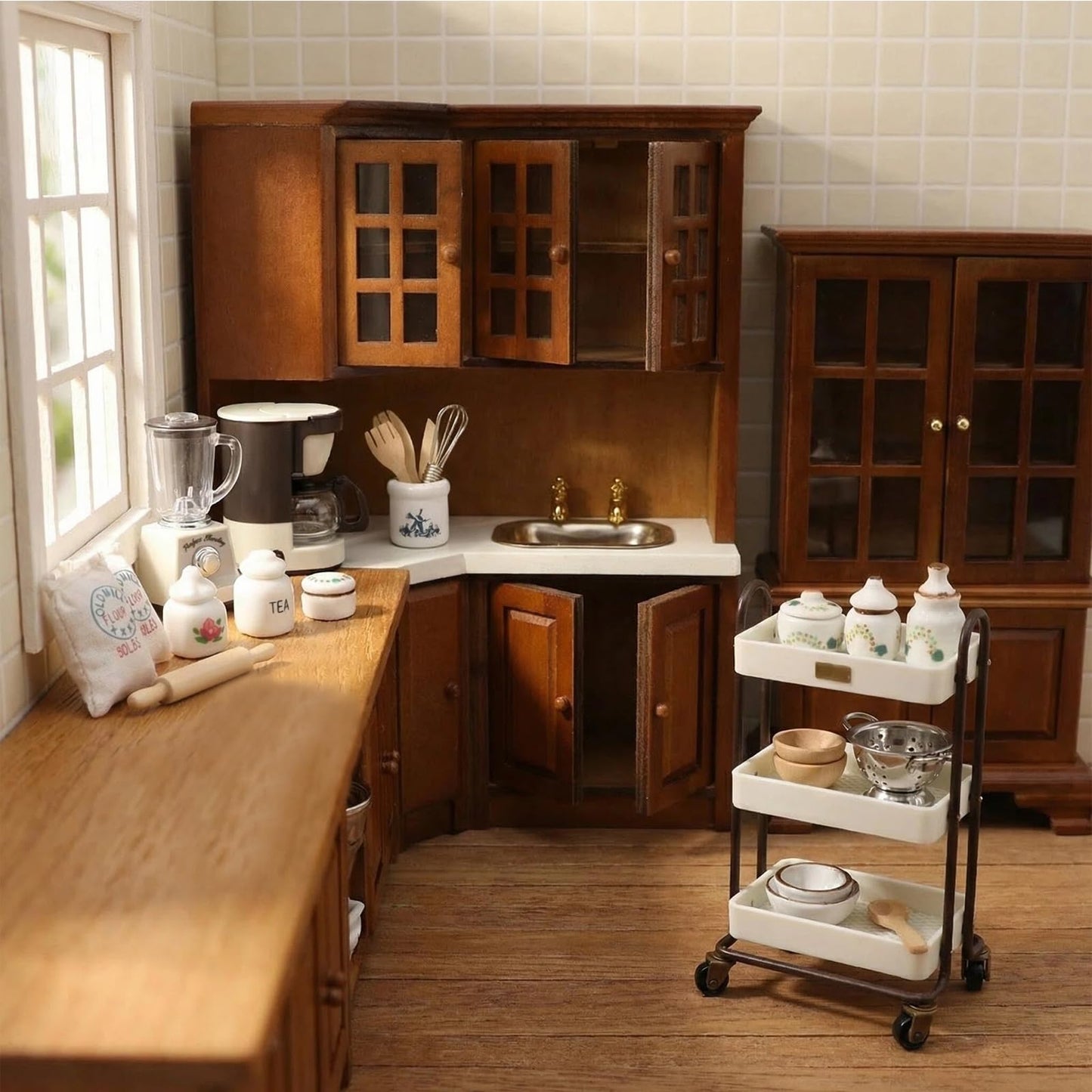 Dollhouse Kitchen Cabinets 1 12 Scale Miniature Furniture Mini House Furniture Accessories Furnishings Decoration Present for Miniature Collectors (Brown)