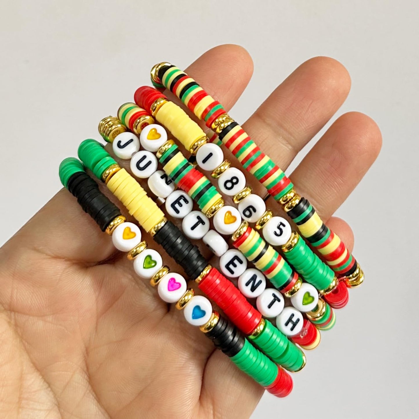 Juneteenth DIY Craft Clay Beads Bracelets Making Kit - Black Freedom Day Art Craft Kit for African Tribal Boho Chic Gypsy Ethnic Layered Jewelry - Pan-African Party Supplies Goodie Bag Stuff Decors