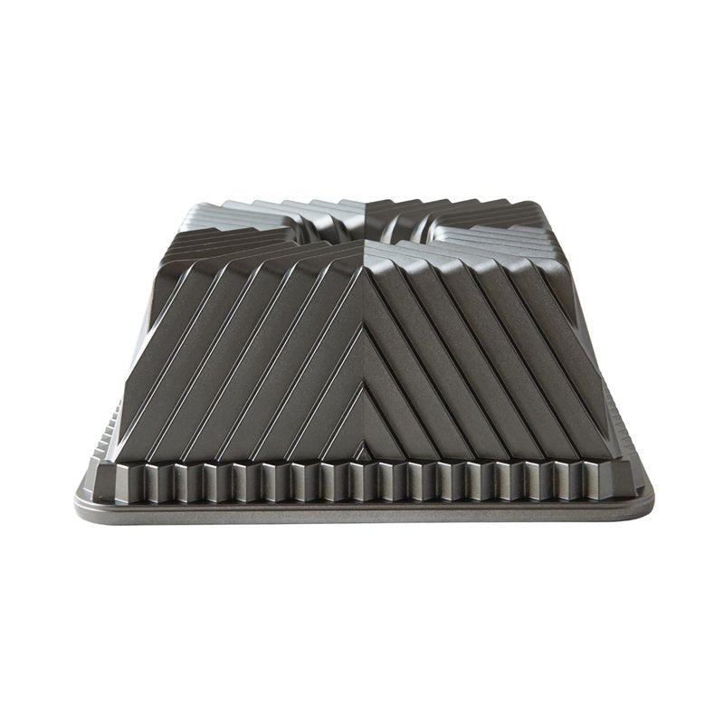 Nordic Ware Bundt Squared Pan, 10 Cup, Graphite