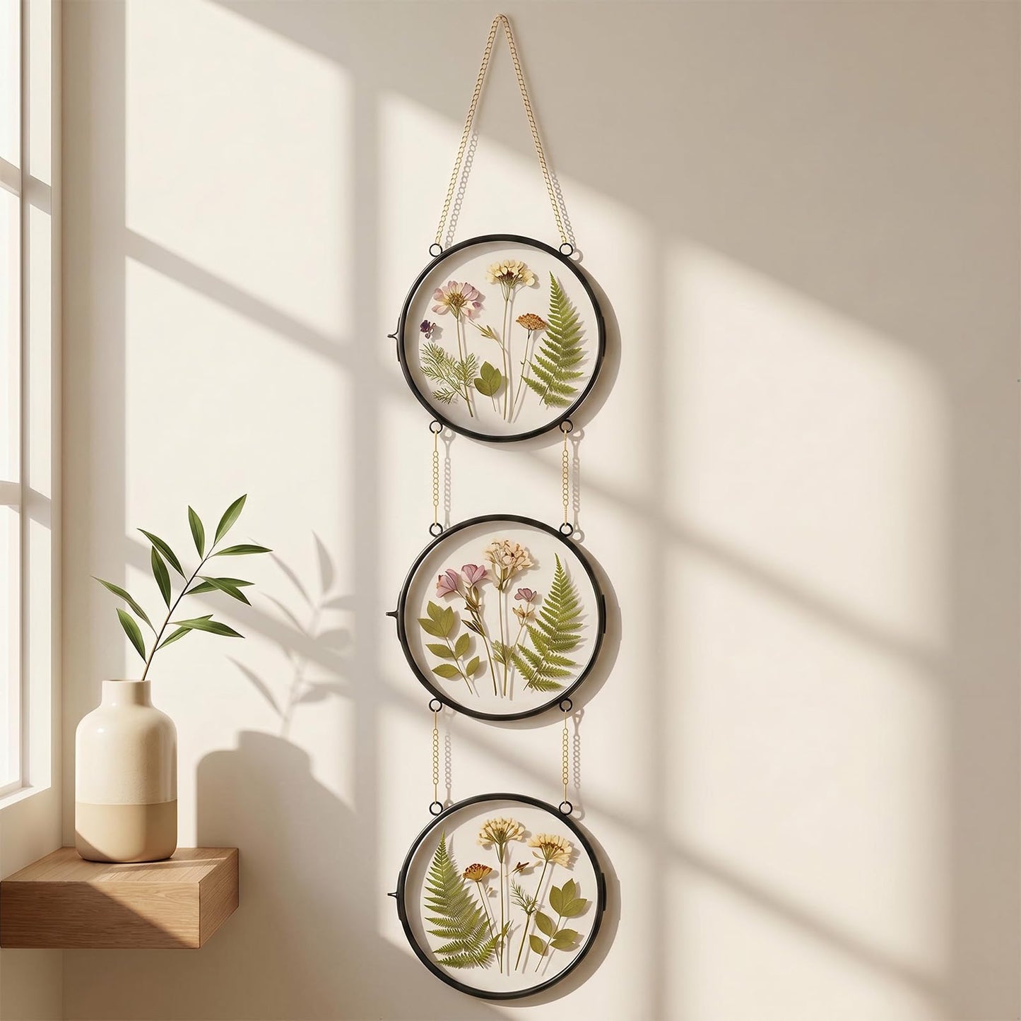 FOCHIER F Linked Round Pressed Flower Frame with Chain, Brass Double Glass Floating Picture Frame for Dried Flowers, Botanical DIY Display, Dynamic Hanging Wall Decor, Aesthetic Gift for Women
