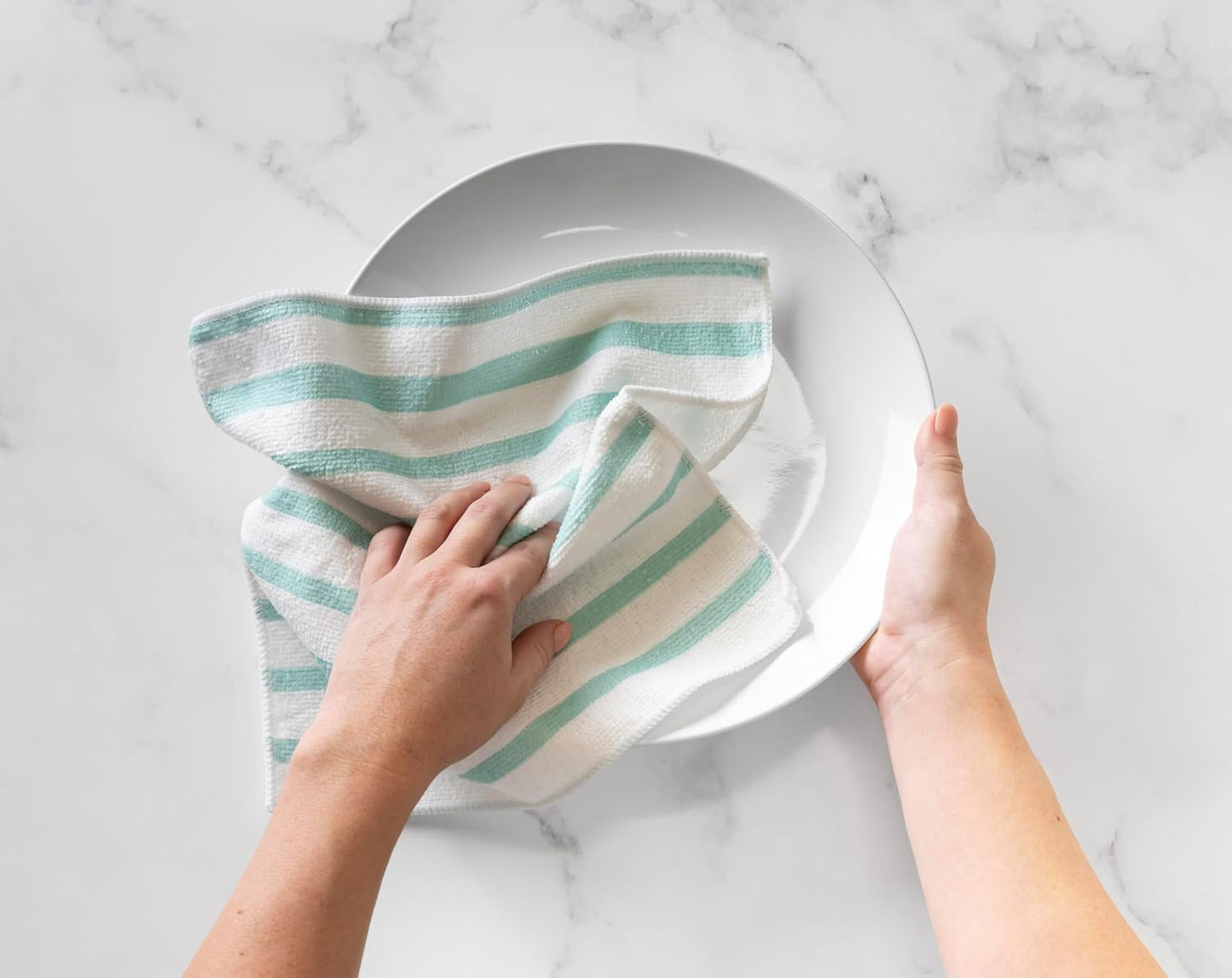 11 Inches, 24 Count Martha Stewart Microfiber Cleaning Cloths, Ultra-Absorbent, Lint-Free Cleaning Towels for Home