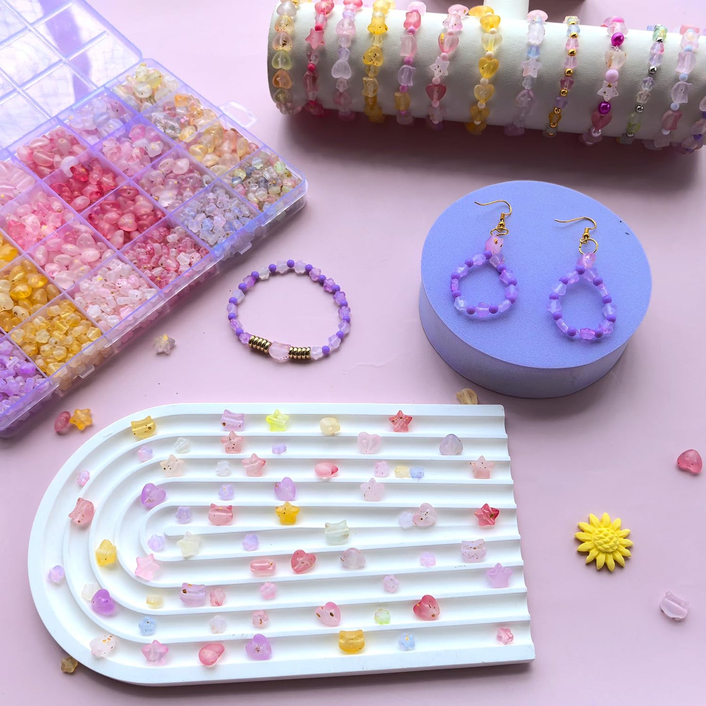 1300Pcs Pink Purple Assorted Acrylic Beads for Bracelet Jewelry Making, Frosted Star Heart Flower Cute Cat Head Shape Beads Matte Pastel Beads Cute Aesthetic Kawaii Bead for DIY Necklace Keychain