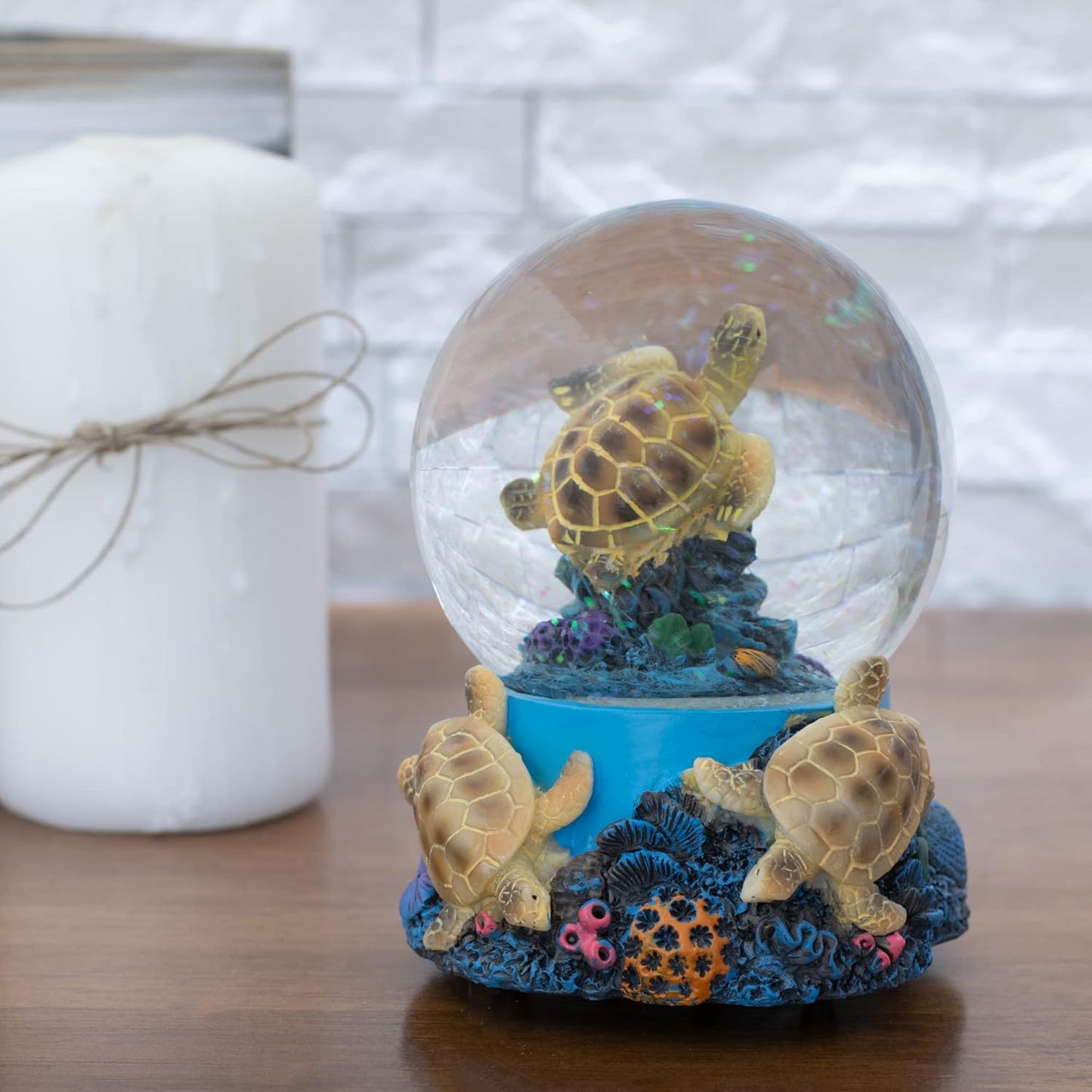 Elanze Designs Coral Reef Sea Turtles 100MM Wind Up Musical Glitter Water Snow Globe Decoration