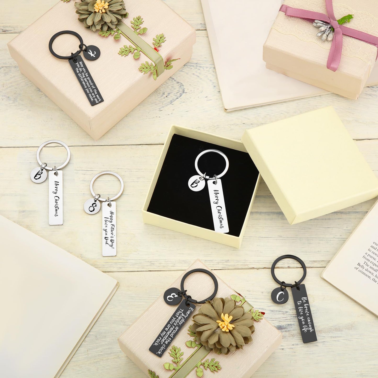 Gisafai 30 Pcs Laser Engraving Stainless Steel Keychain Blanks Engravable Metal Keychains for Graduation Crafts DIY Gifts(Black and Silver)