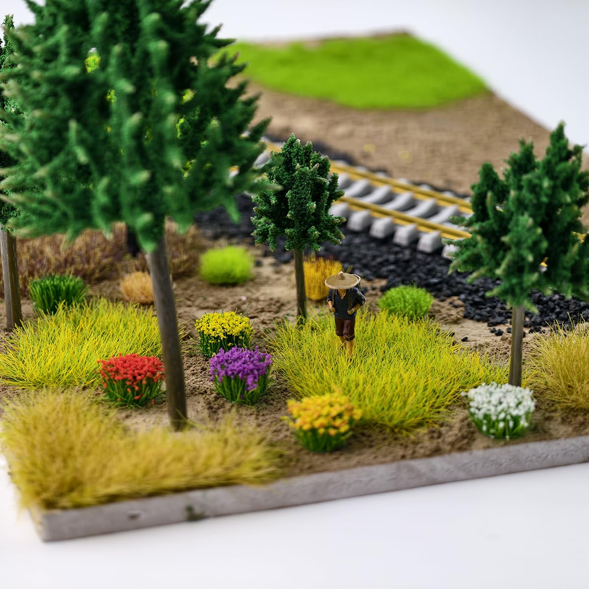 140Pcs DIY Miniature Colorful Flower Cluster Self Adhesive Flower Vegetation Groups Static Grass Tufts for Train Landscape Railroad Scenery Sand Military Layout Model Miniature Bases and Dioramas