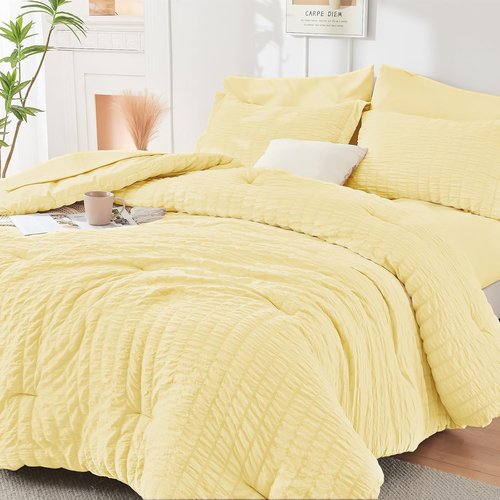 HYMOKEGE Queen Comforter Set - Luxury 7-Piece Seersucker Bedding Set for All Seasons | Yellow