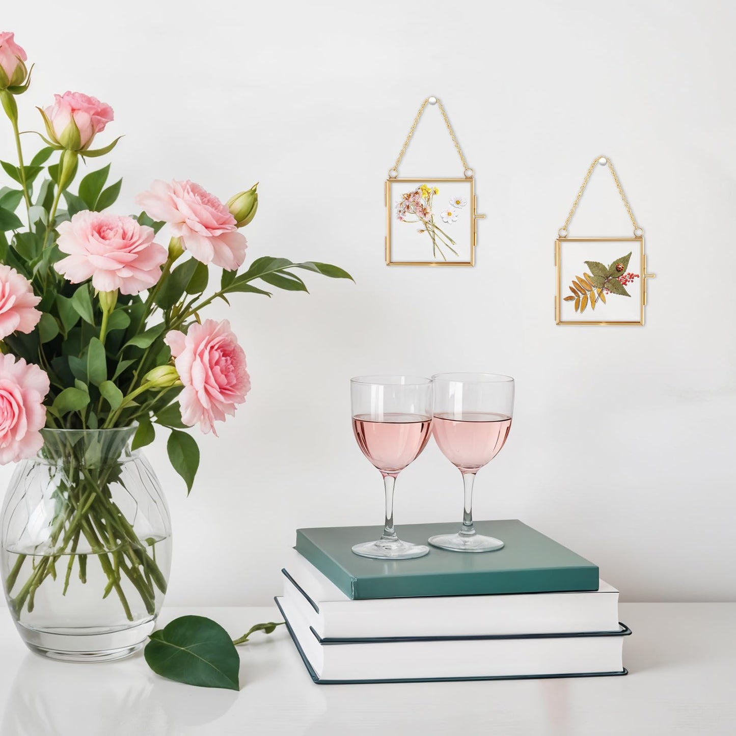 6pcs Glass Frames for Pressed Flowers Gold Mini Glass Hanging Frame 2.7x2.7x0.3 Inch Square Mini Metal Picture Frame Ornaments Clear Double Sided Glass Floating Frame Hanging Artwork Display Frame