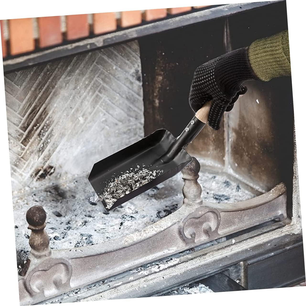 BESPORTBLE Mini Multi-Tool Fireplace Shovel, Soot Digging Tools, Charcoal Ash Poker Scoop, Practical Household Soil