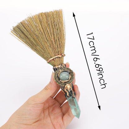 RENEMEGO Witch Broom Green Crystal - Witch Wiccan Altar Broom Witchcraft Witches Pagan Altar Decor Natural Reiki Energy Wand Stone Ritual Magic Ceremonial for Meditation Therapy Halloween Decorations
