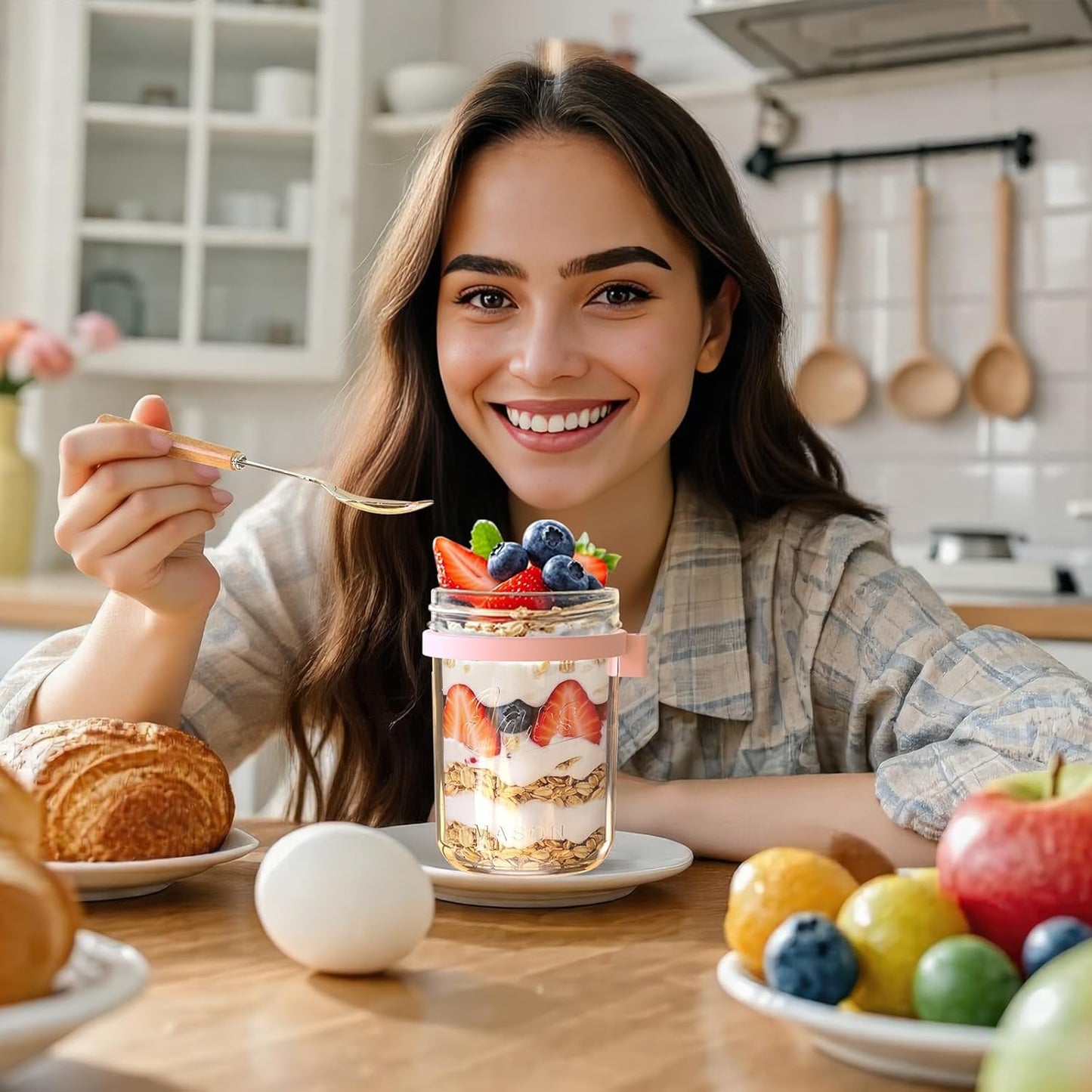 16oz 4 Pack HomArtist Overnight Oats Containers with Lids and Spoons, Wide Mouth Mason Jars with Airtight Lids