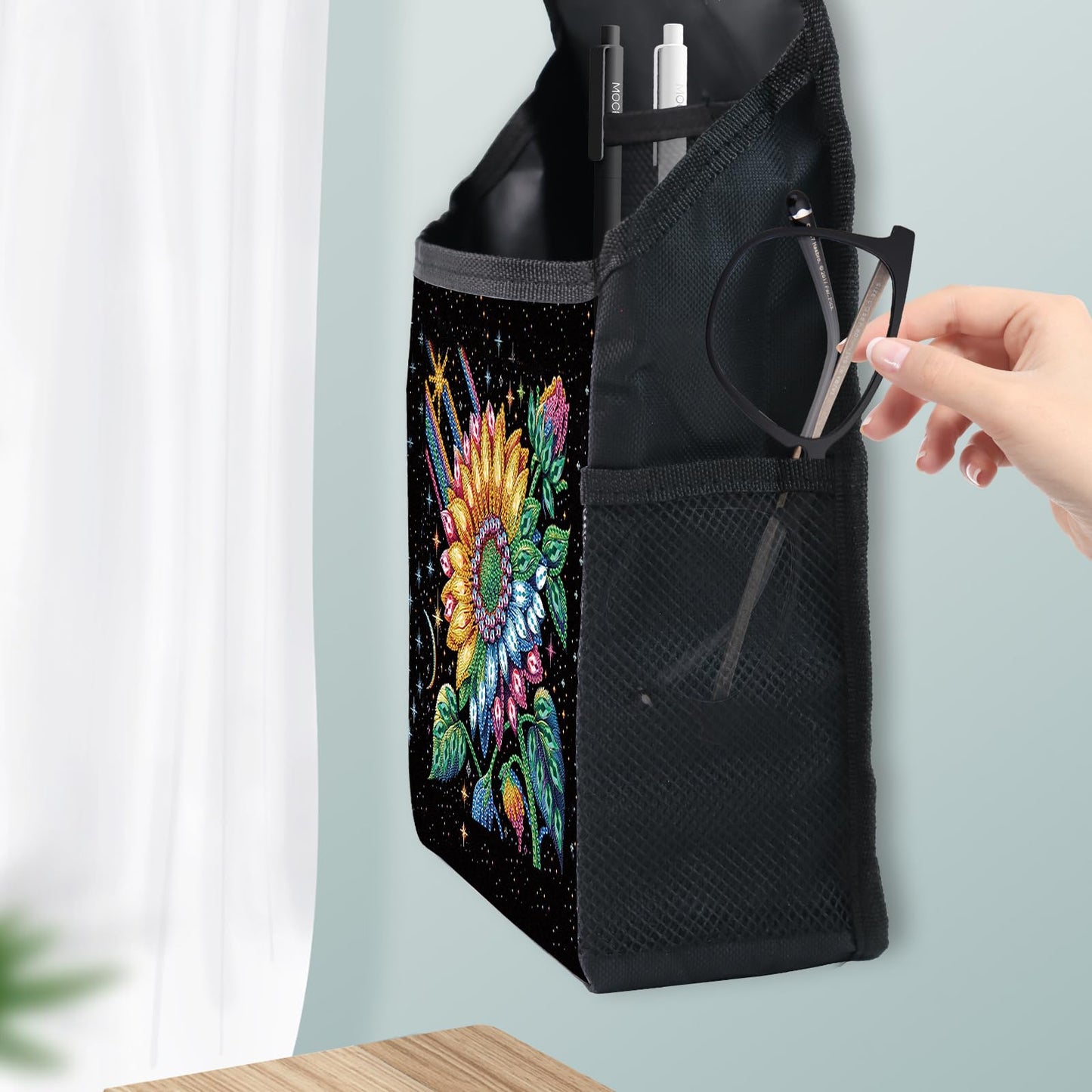 Diamond Painting Storage Organizer Kit with Beautiful Pattern Design Round and Special Shape Diamond Art Kit，Door Hanging Holder Suitable for Storing Small Items, Foldable Wall Pouch Without Hooks