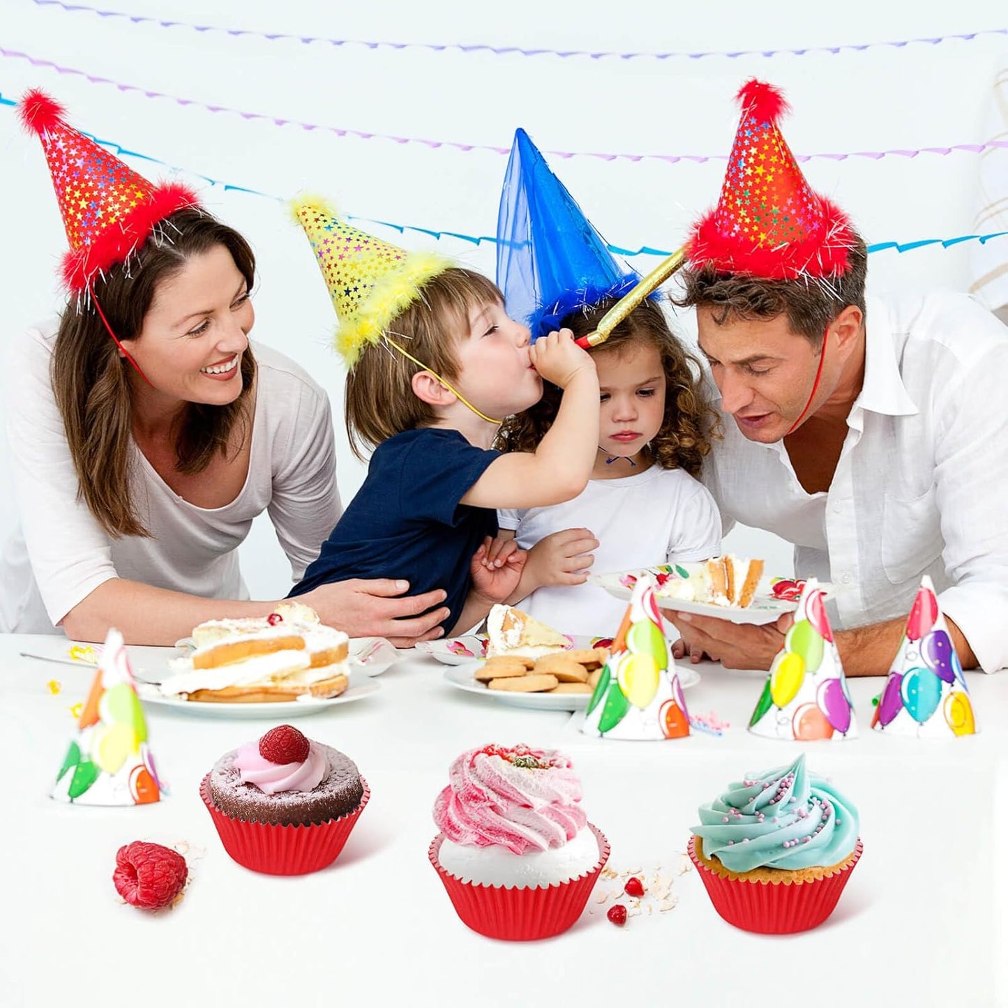 Standard Red Baking Cups, Pack of 200 Cupcake Liners Paper