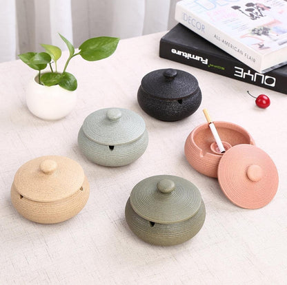 Ceramic Ashtray with Lid, Windproof Indoor Cigarette Ash Tray for Home & Office, Decorative Pink Ashtray