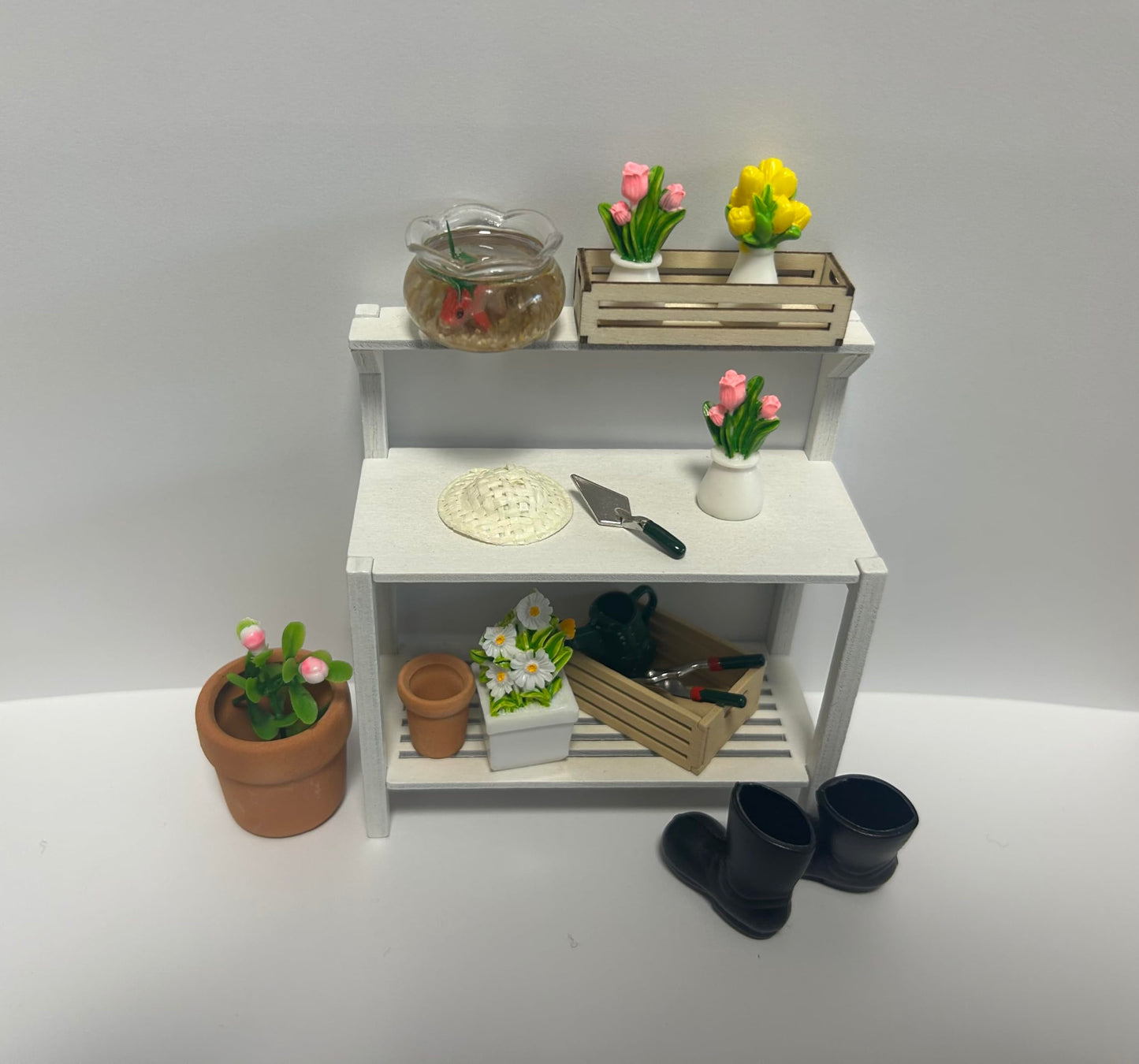 Miniature Dollhouse Garden Potting Bench Set, 1:12 Scale, with Tools, Flowers, Pots and Fish Bowl (Potting Bench)