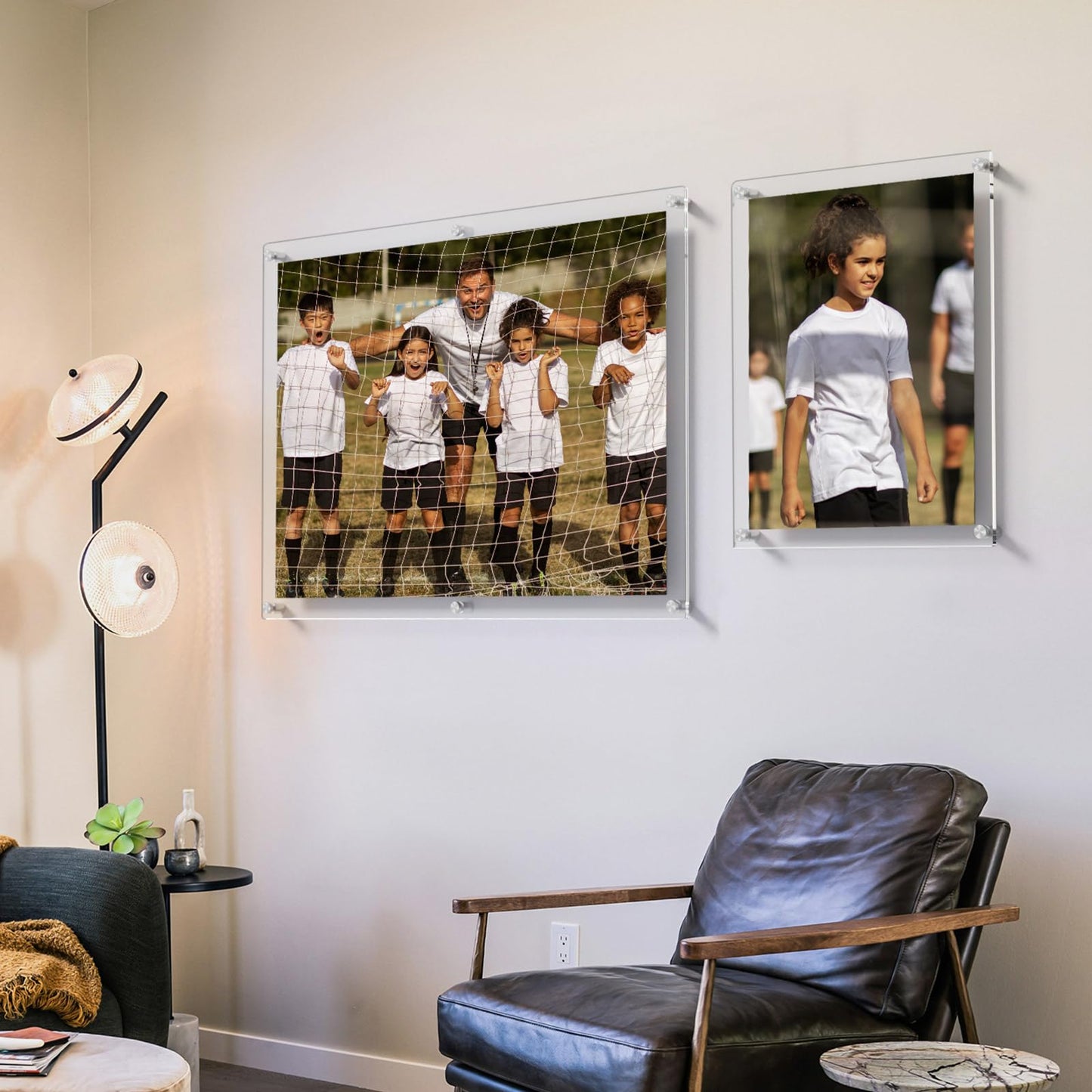 AITEE Large Acrylic Floating Picture Frame 18×24，Clear Photo Frame Wall Mount, Display Photo Frames for Office/Home/Living Room, Full Frame Size 20.5×26.5.