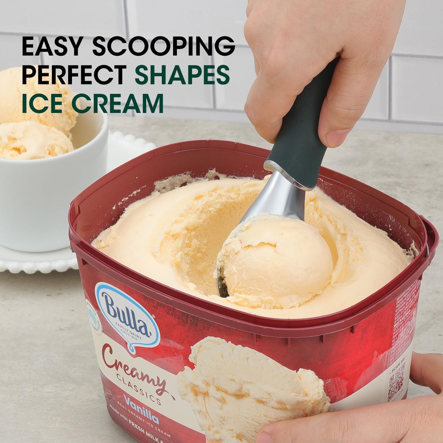 Beneno Heavy Duty Ice Cream Scoop - Upgraded Anti-Fracture Design, Comfortable Grip Long Handle, Effortless Scooping & Dishwasher Safe, Green