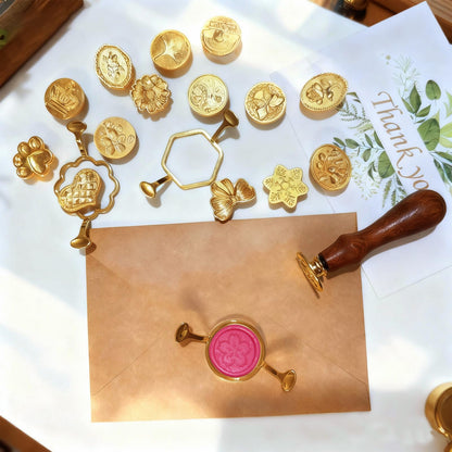 Wax Seal Stamp Kit,Vintage Classic Sealing Wax Stamp Heads with Wooden Handle & Metal Wax Seal Molds, with Envelope Greeting Card, for Gift Wrapping,Wedding, Party Invitations (Gold-A02)
