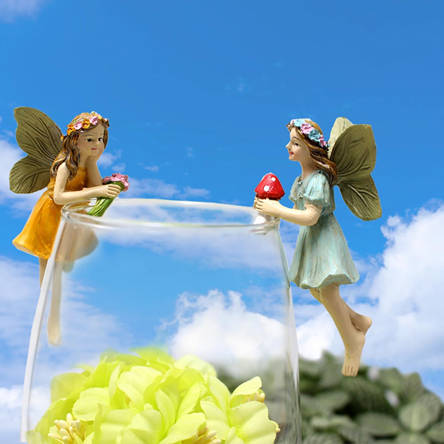 KOCNYDEY Garden Miniatures Fairies Mini Garden Figurine Set Fairies Statues Without a Stick for Outdoor Garden Yard Lawn Home Decor Lovely Resin Fairy Angel Accessories (5 Pieces)