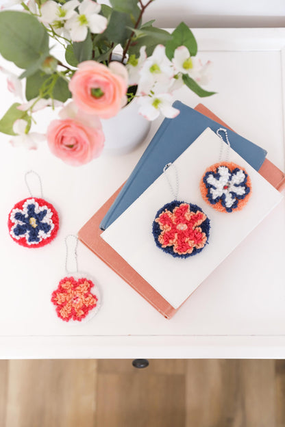 Kimberbell Hello Daisy Punch Needle Embroidery Kit – DIY Keychain Craft Kit for Beginners & Crafters – Includes Yarn, Monk’s Cloth, Tools, Buttons & Hoop – Makes 4 Keychains