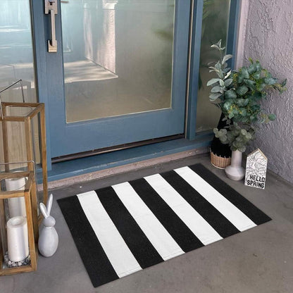 Seavish Black and White Striped Rug, 23.6" x 35.4" Christmas Welcome Mat for Front Door Porch