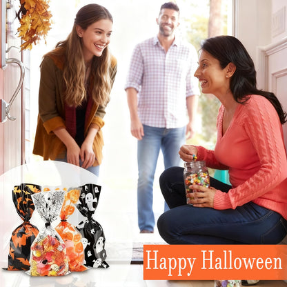 ERKOON Halloween Candy Bags 200pcs Pumpkin Spider Web Bat Ghost Print Treat Bags with Twist Ties for Halloween Party Supplies, Bulk Gift Bags for Trick-or-Treat