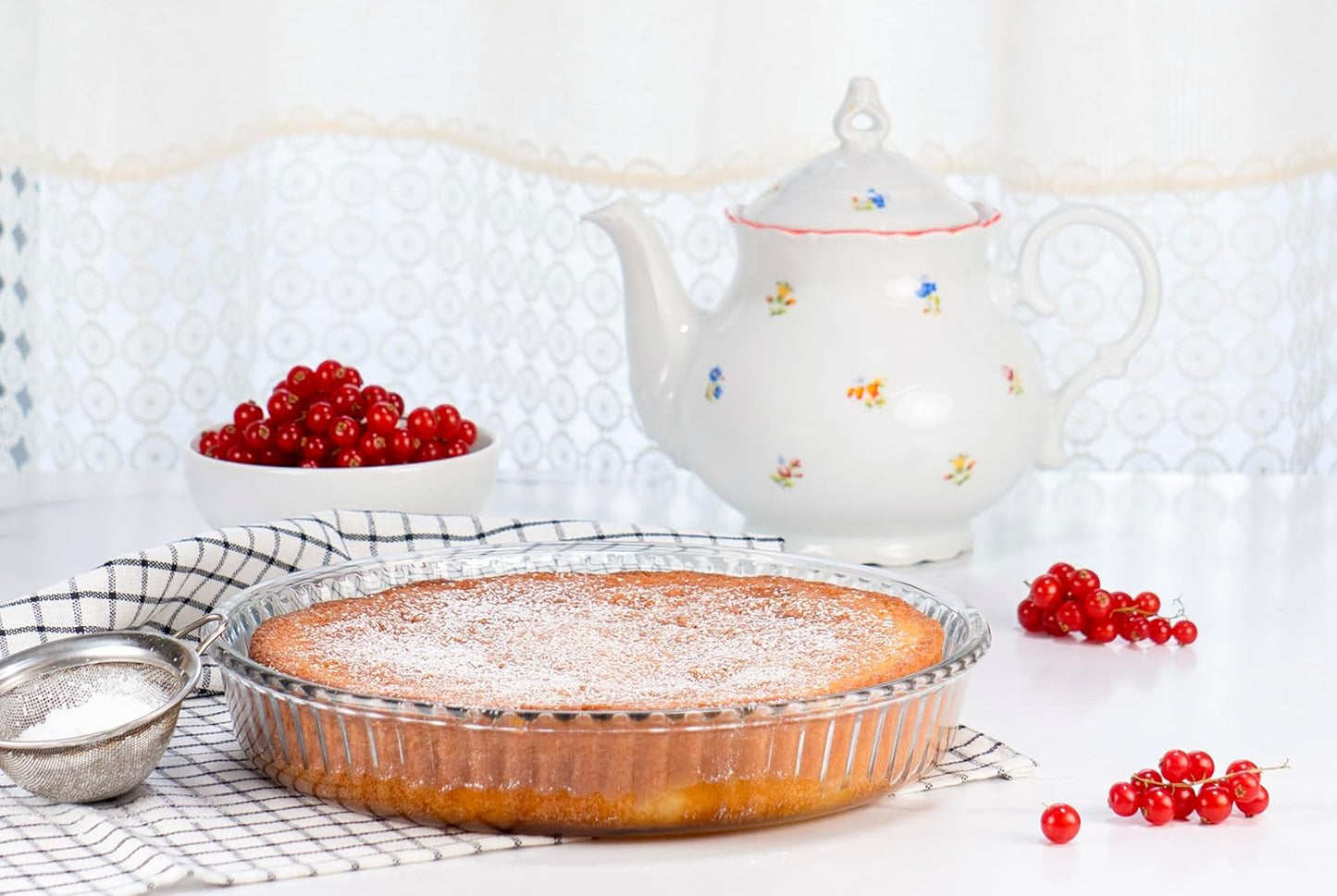 Red Co. Round Clear Glass Casserole Baking Dish, Oven Basics Bakeware, 1.8 Quart