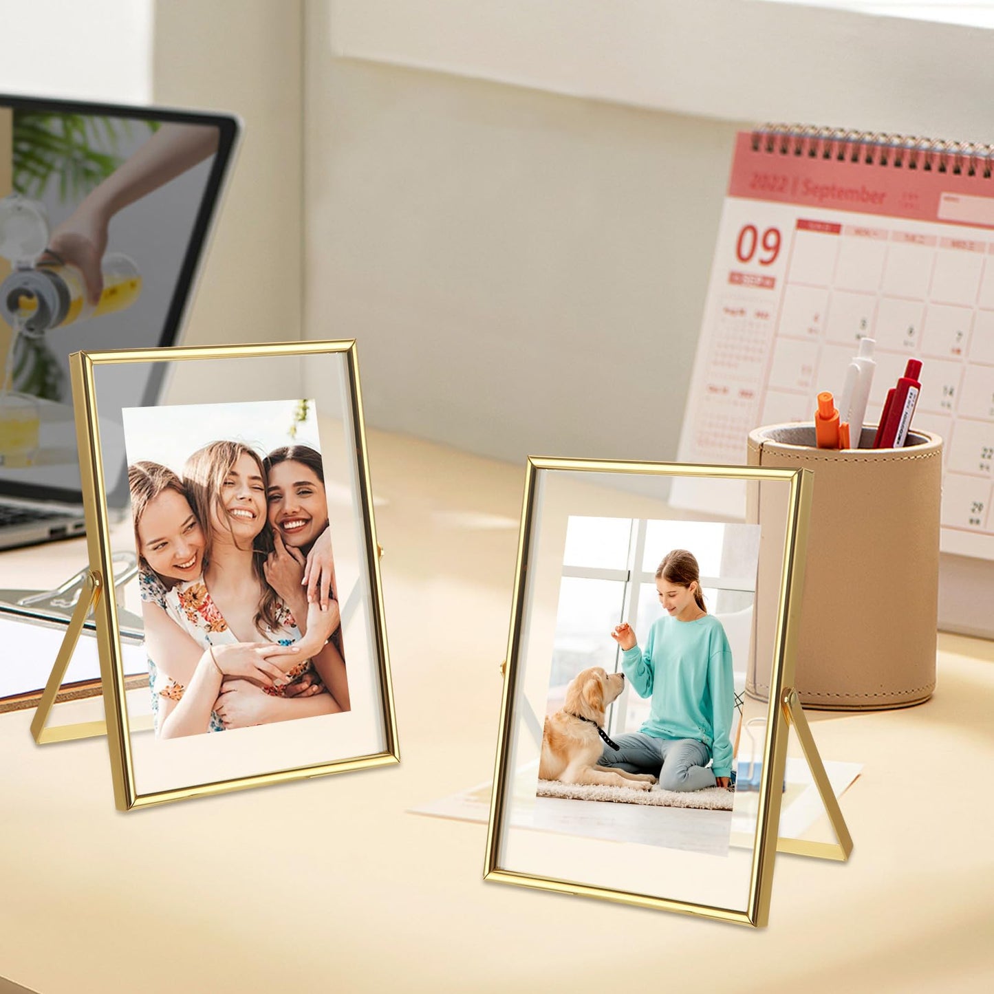 WOPPLXY 5 "x 7" Gold Floating Frames Set of 3, Pressed Glass Floating Frames, Vertical Adjustable Tabletop/Shelf Photo Frame, Gold Floating Picture Frame for 4 x 6,3 x 5 Photo Tabletop Display