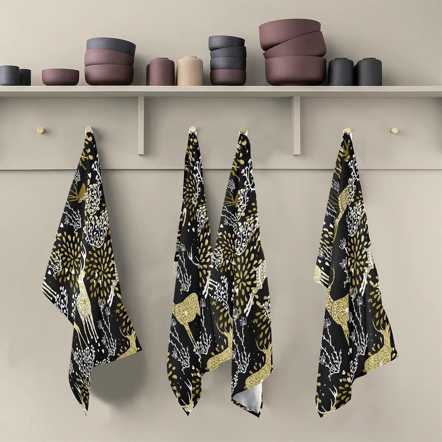 ALAZA Christmas Reindeer Gold Black Decorative Kitchen Dish Towels Set of 4, Soft Absorbent Kitchen Hand Towels, 18 x