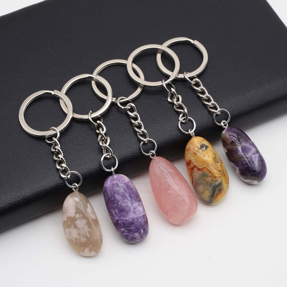 QSLLER 15pcs Irregular Keychain Natural Rose Quartz Opal Agate Stone Pendant MakingDIYJewelry Handbag Purse Household Charm Gift Ornament