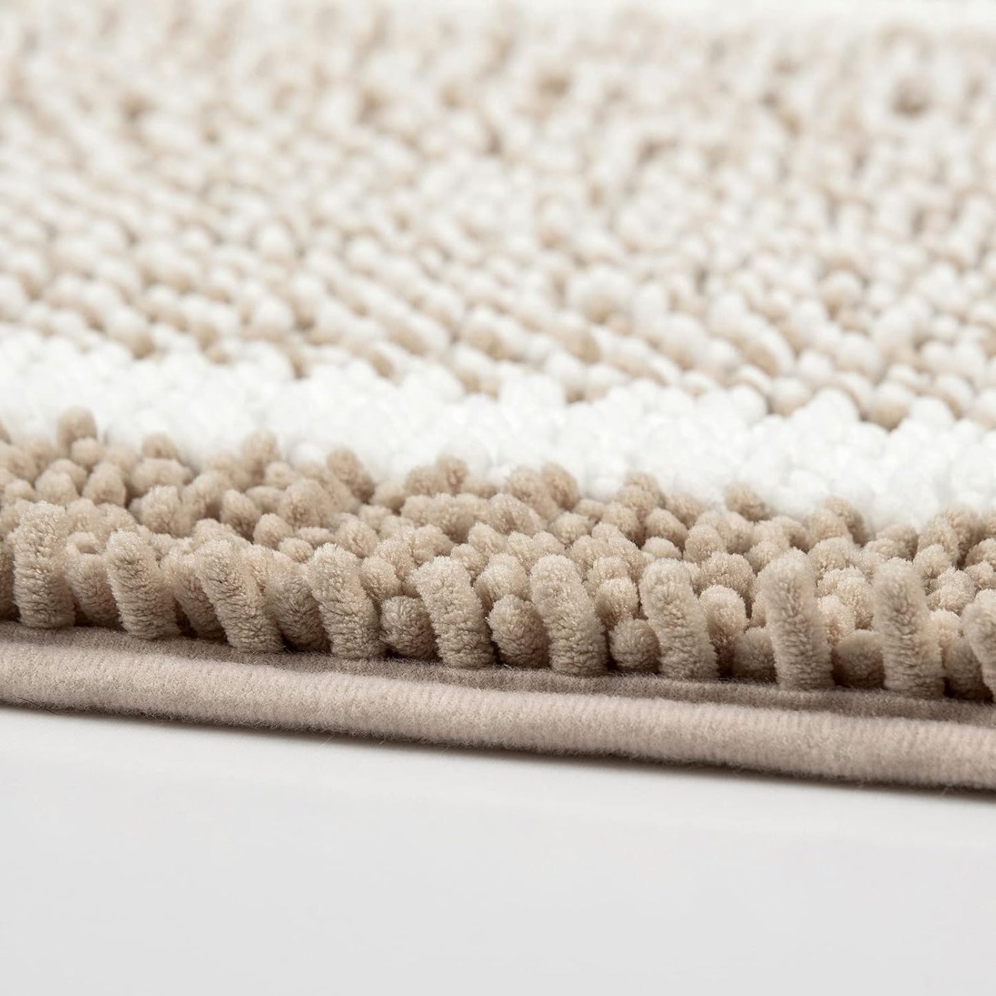 MILVOWOC Luxury Chenille Shaggy Bath Mats, Non-Skid Soft Rugs for Bathroom, Machine Wash/Dry, Khaki/White (17x24 Inch)
